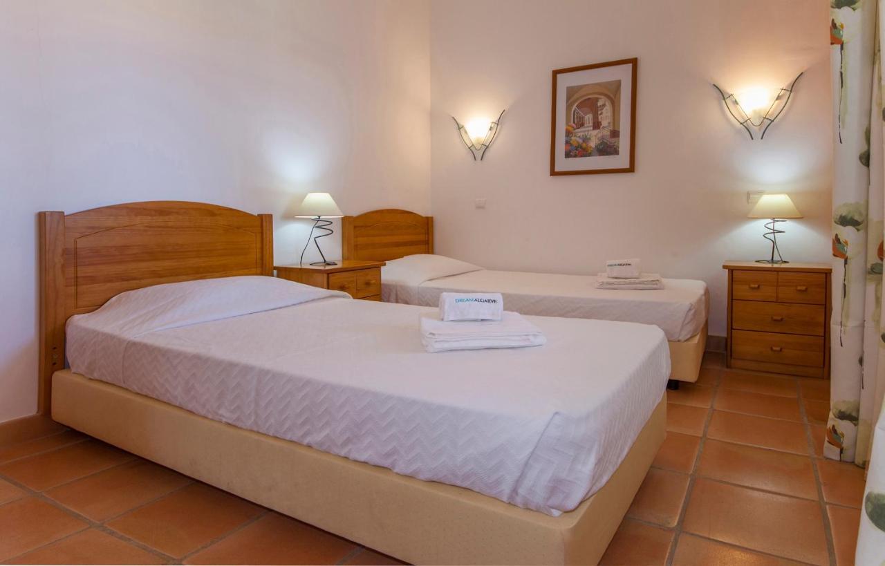 B46 - Marinapark Apartment With Seaview Lagos Esterno foto